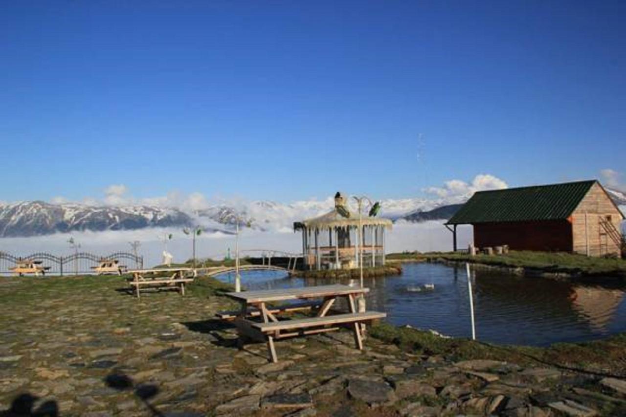 Aymeydani Hotel Cafe Restaurant Caykara Bagian luar foto